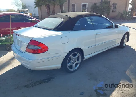 2006 Mercedes-Benz Clk 500 z USA, uszkodzony, nr VIN WDBTK75G36T067719